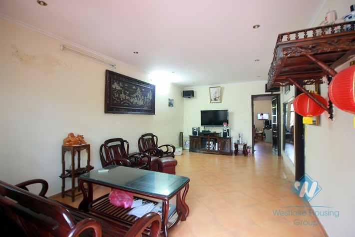 Vietnamese style house for rent in Tay Ho area
